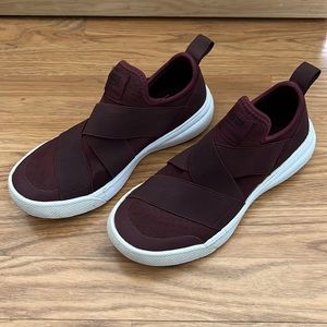 Vans Ultrarange Slip Ons